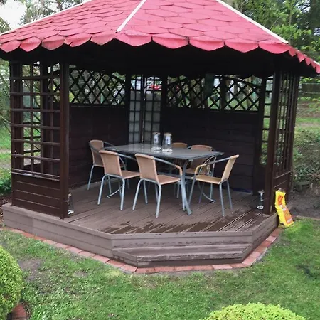 Kamien Nad Jeziorem Z Jacuzzi Lodge