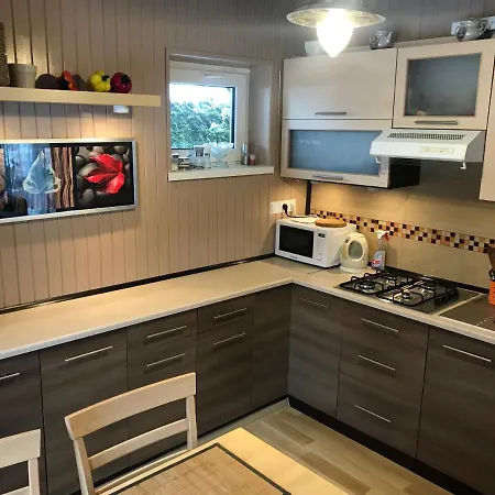 Kamien Nad Jeziorem Z Jacuzzi Lodge *