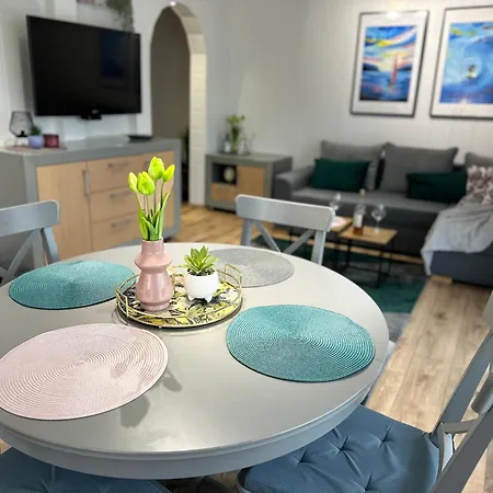 Kamien Nad Jeziorem Z Jacuzzi